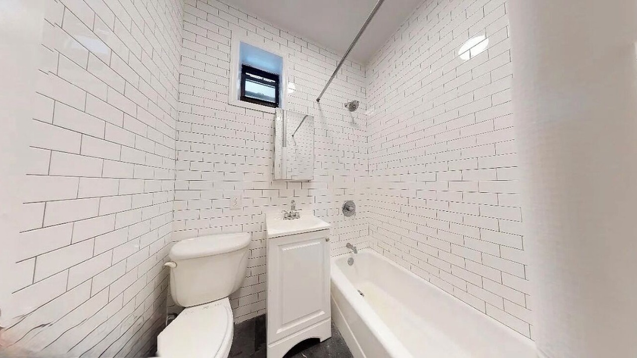 Photo of Bathroom in Kips Bay