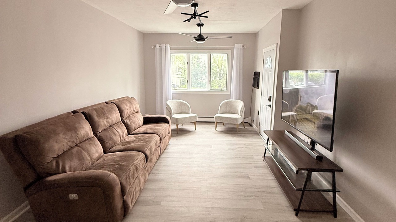 Photo of Livingroom in Queens