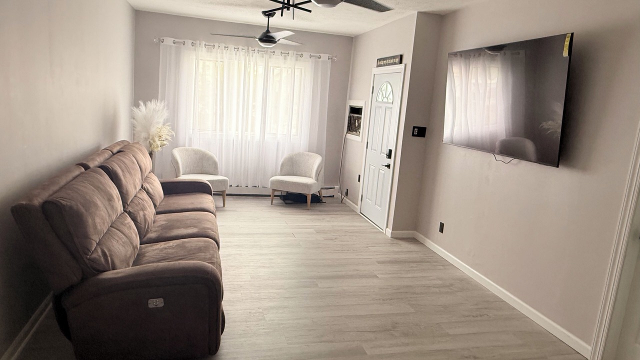 Photo of Livingroom in Queens