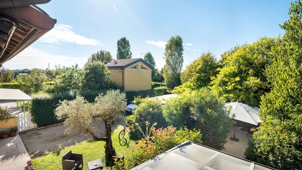 Photo of Outdoor in Mirano