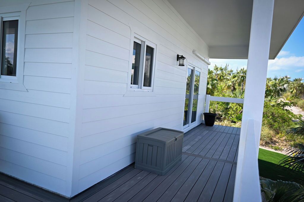 Photo of Patio Balcony in North Palmetto Point