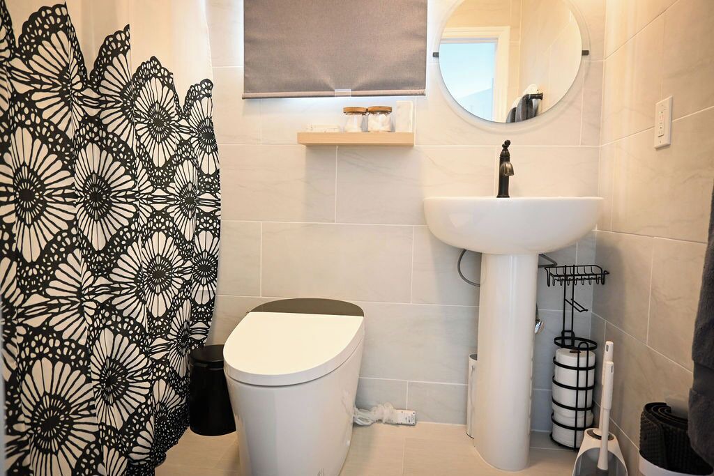 Photo of Bathroom in North Palmetto Point