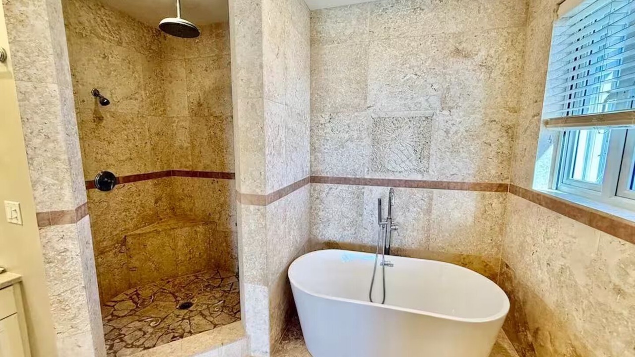 Photo of Bathroom in Bahamas Terrace