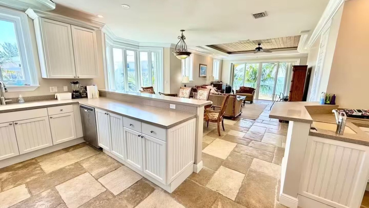 Photo of Kitchen in Bahamas Terrace