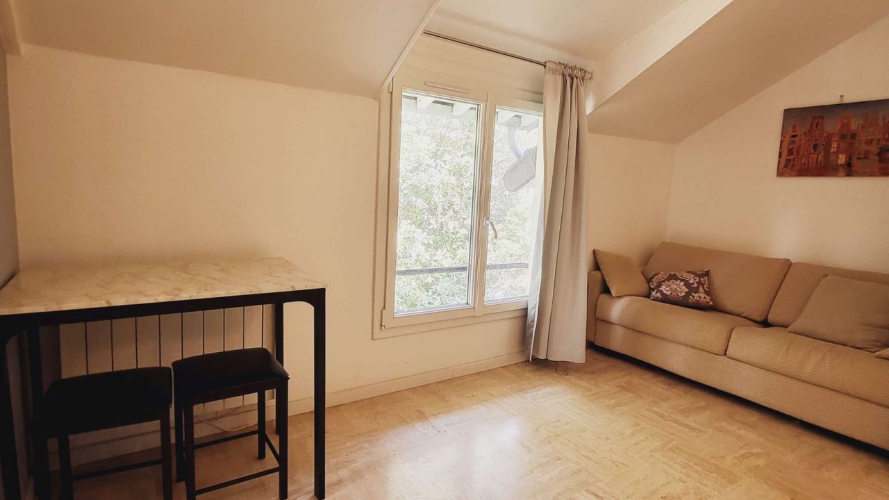 Photo of Livingroom in Le Plessis-Robinson