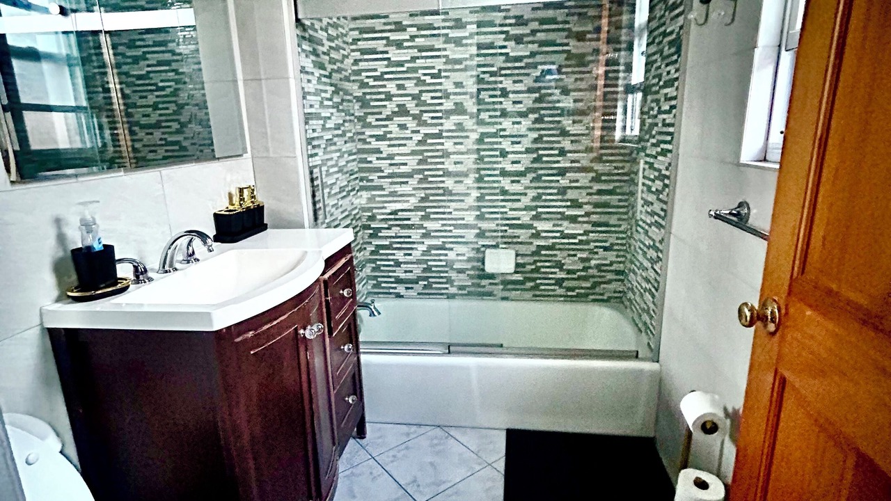 Photo of Bathroom in Williamsbridge