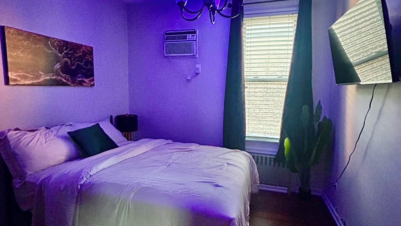 Photo of Bedroom in Williamsbridge