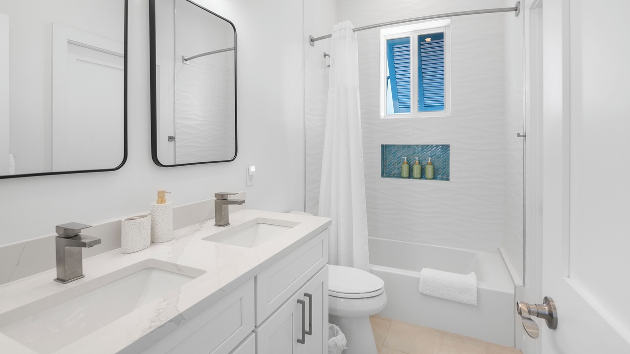 Photo of Bathroom in Great Exuma