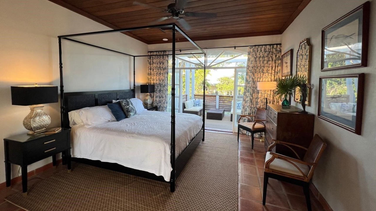 Photo of Bedroom in Hope Town