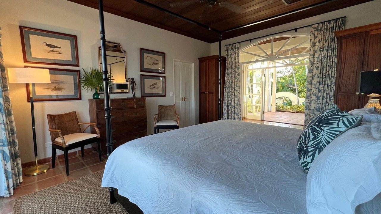Photo of Bedroom in Hope Town