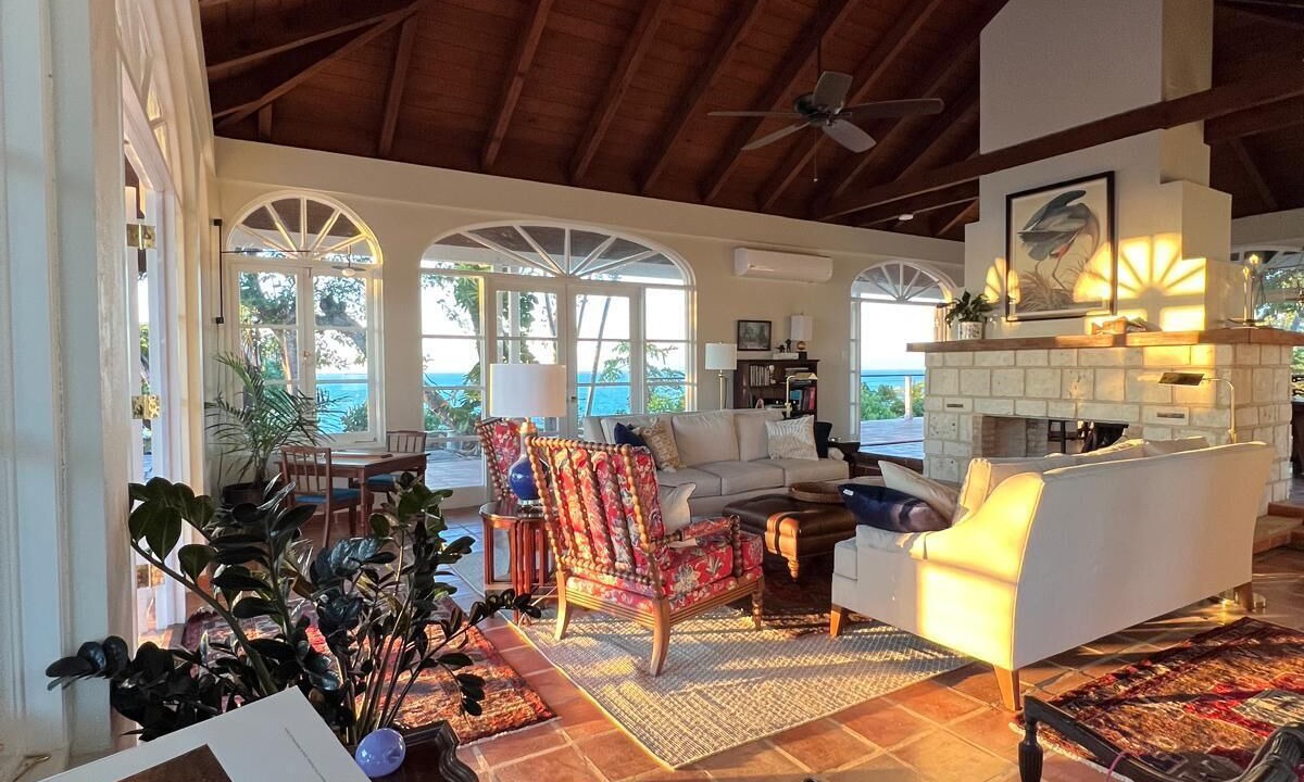 Photo of Livingroom in Hope Town