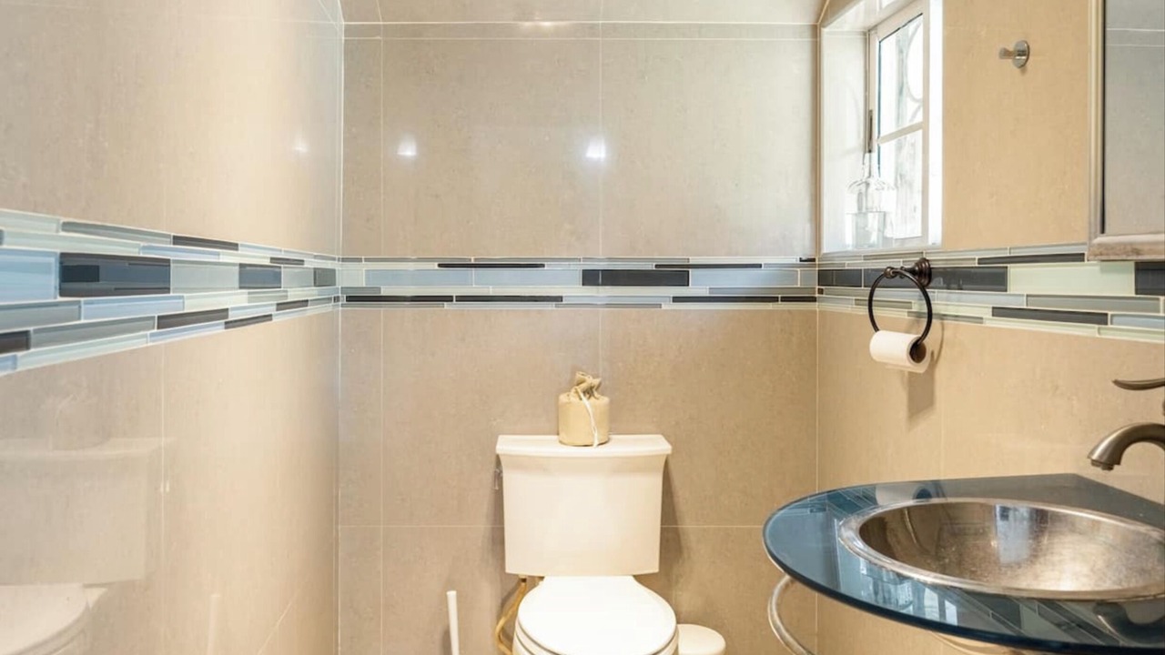 Photo of Bathroom in Runaway Bay