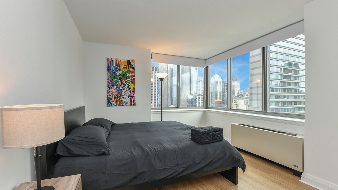 Photo of Bedroom in Midtown South