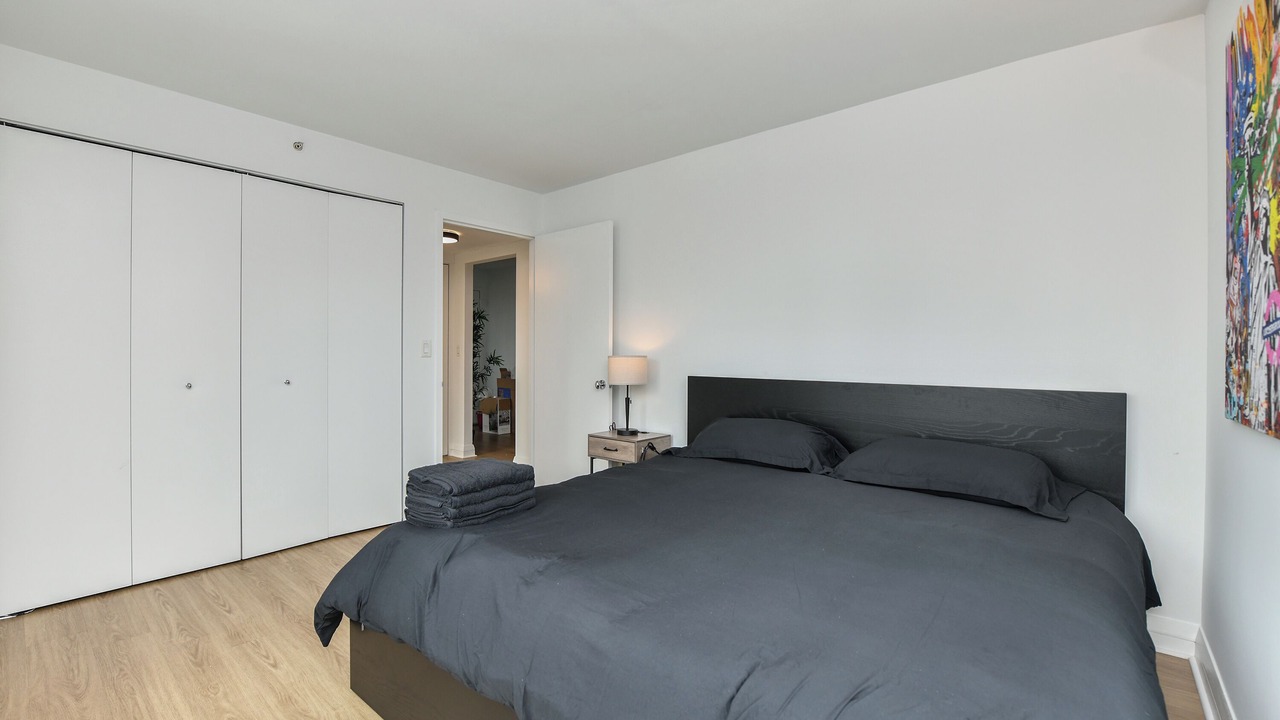 Photo of Bedroom in Midtown South