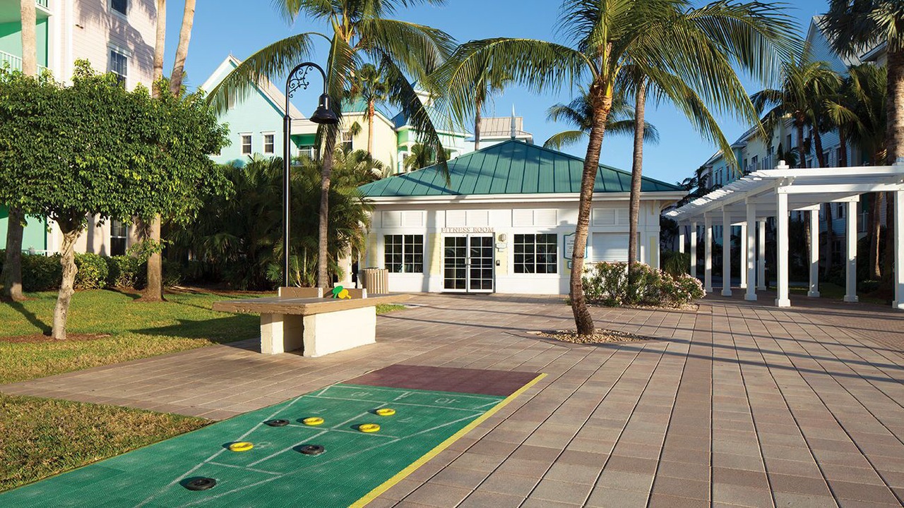 Photo of Others in Paradise Island