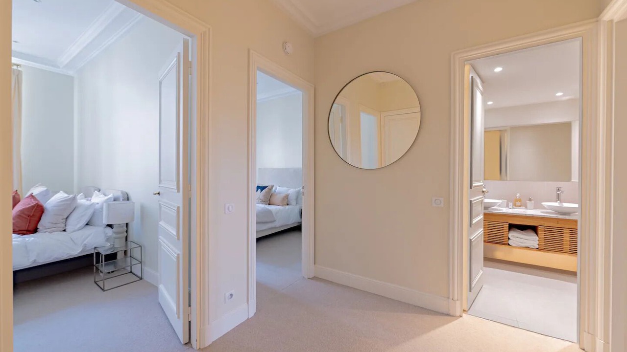 Photo of Bedroom in Quartier de la Monnaie
