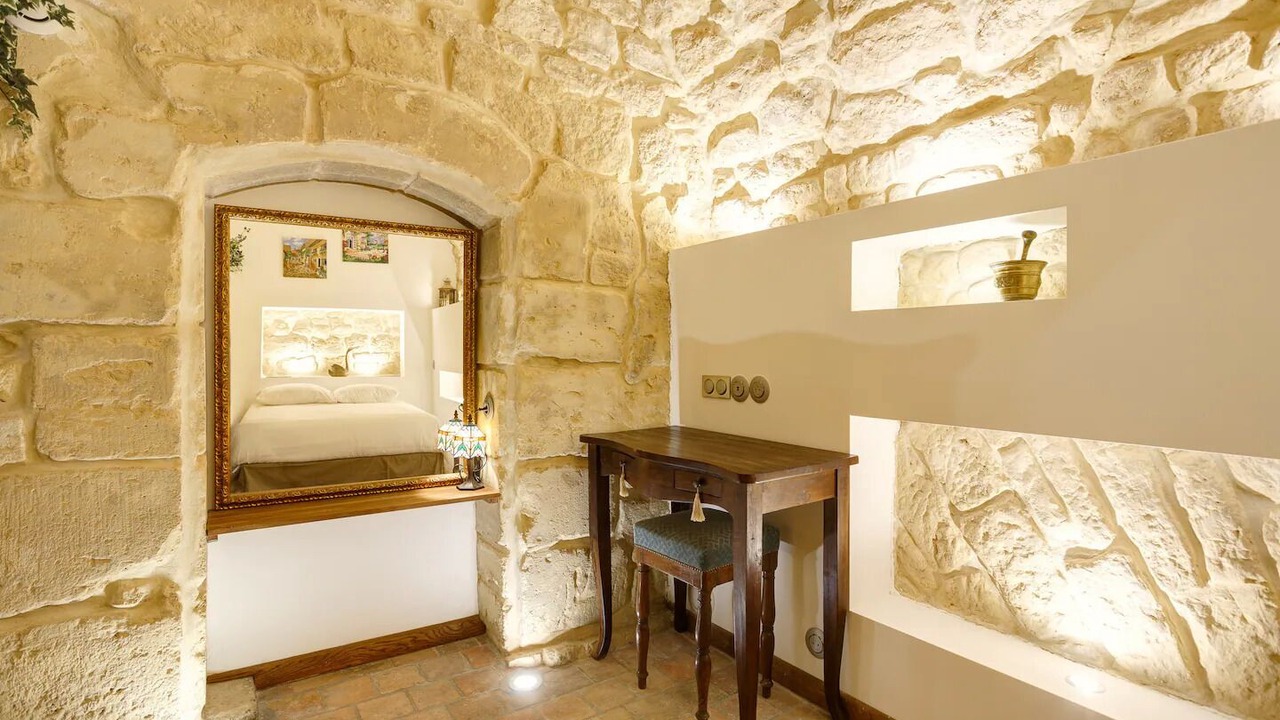 Photo of Bedroom in Odeon