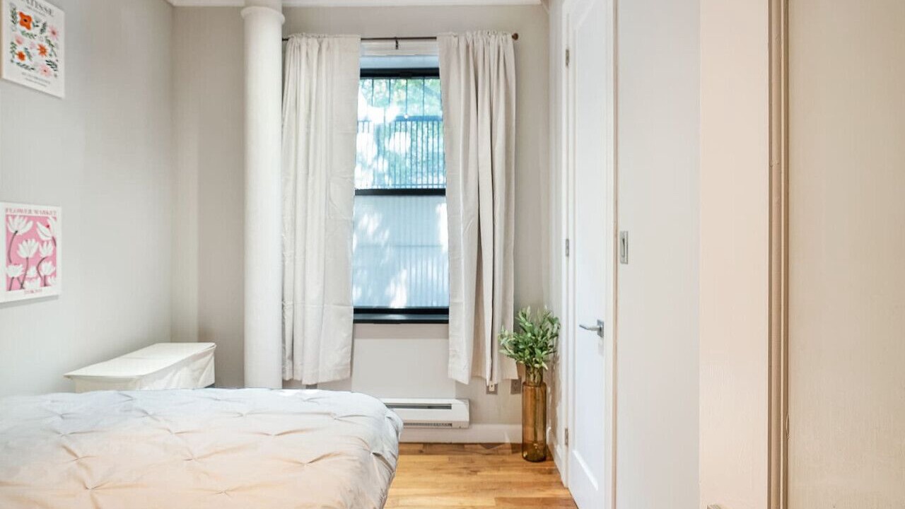 Photo of Bedroom in Little Italy