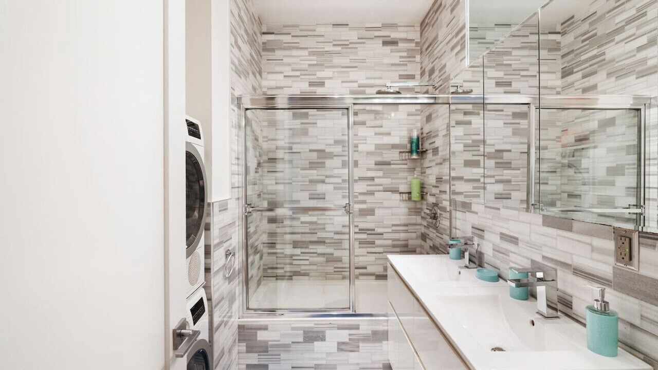 Photo of Bathroom in Little Italy