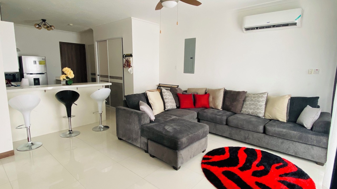 Photo of Livingroom in Eden Gardens