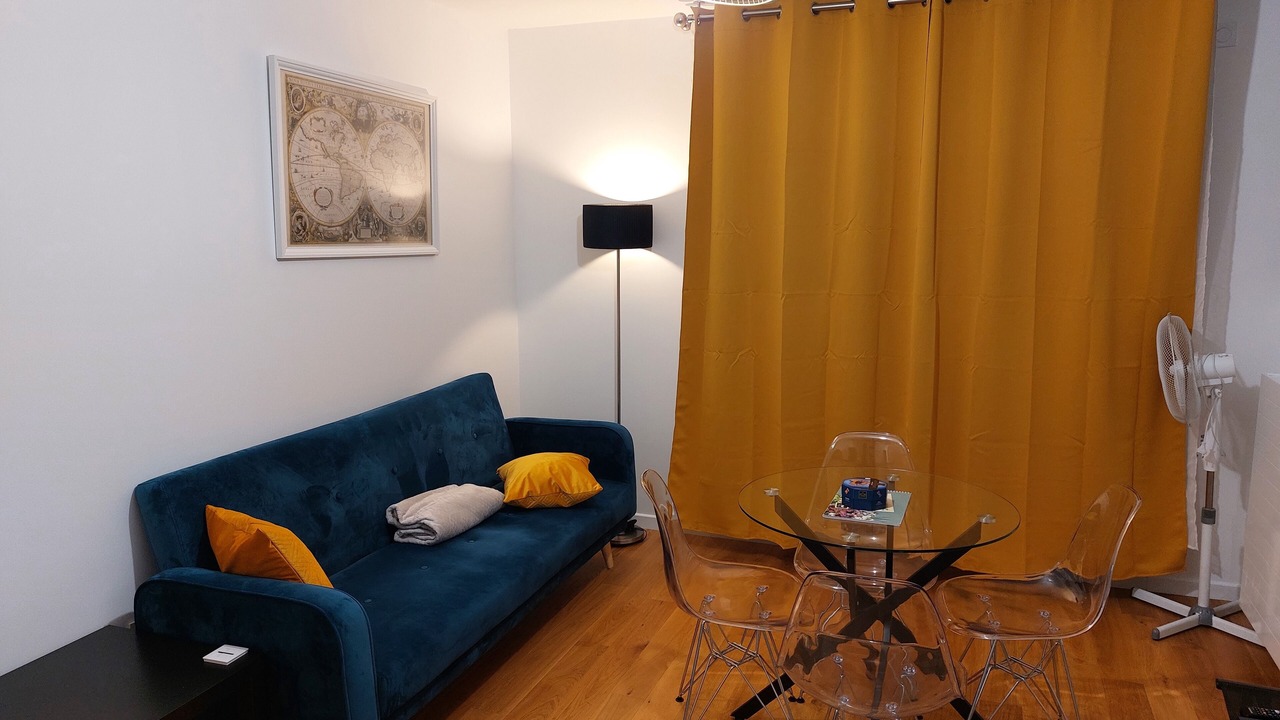Photo of Livingroom in Le Plessis-Robinson