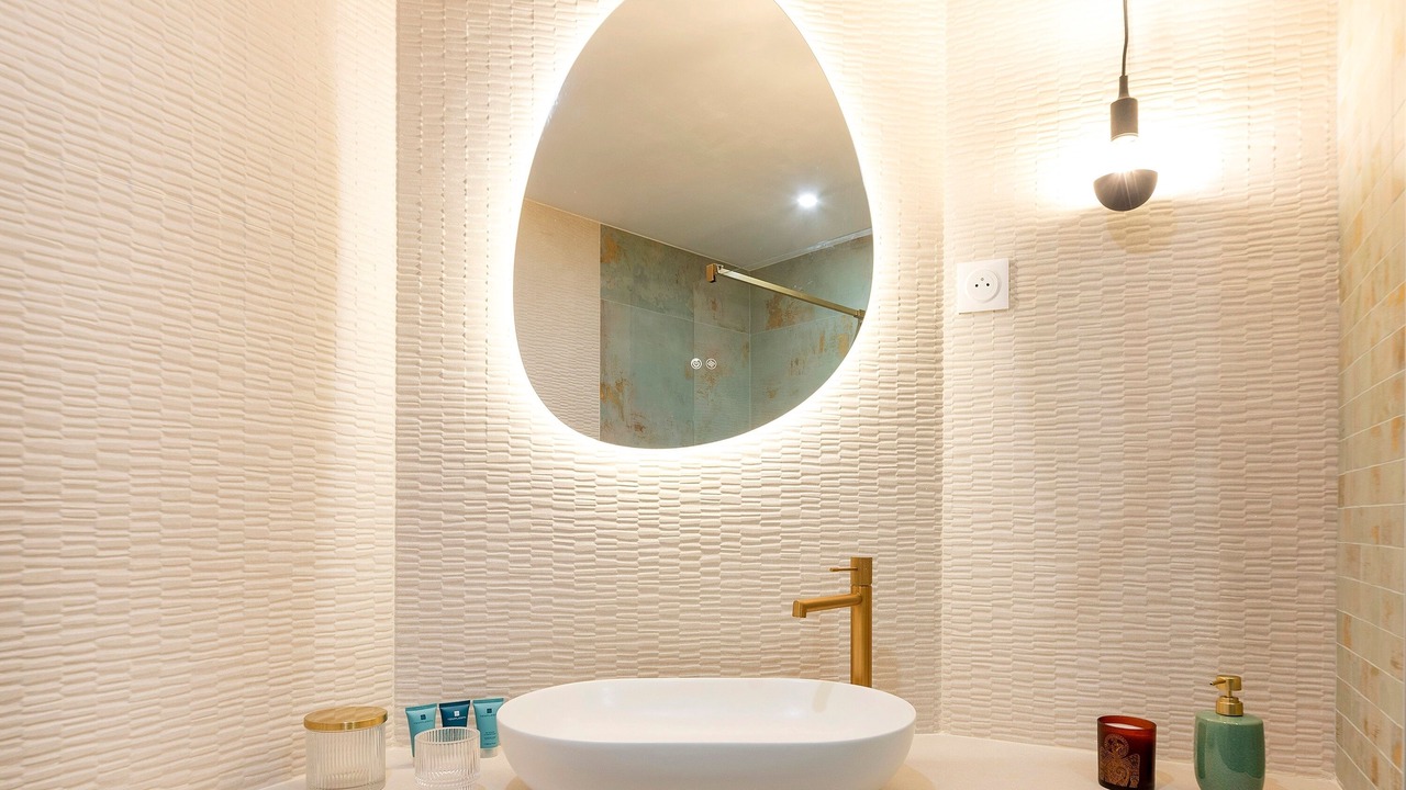 Photo of Bathroom in Fontenay-aux-Roses