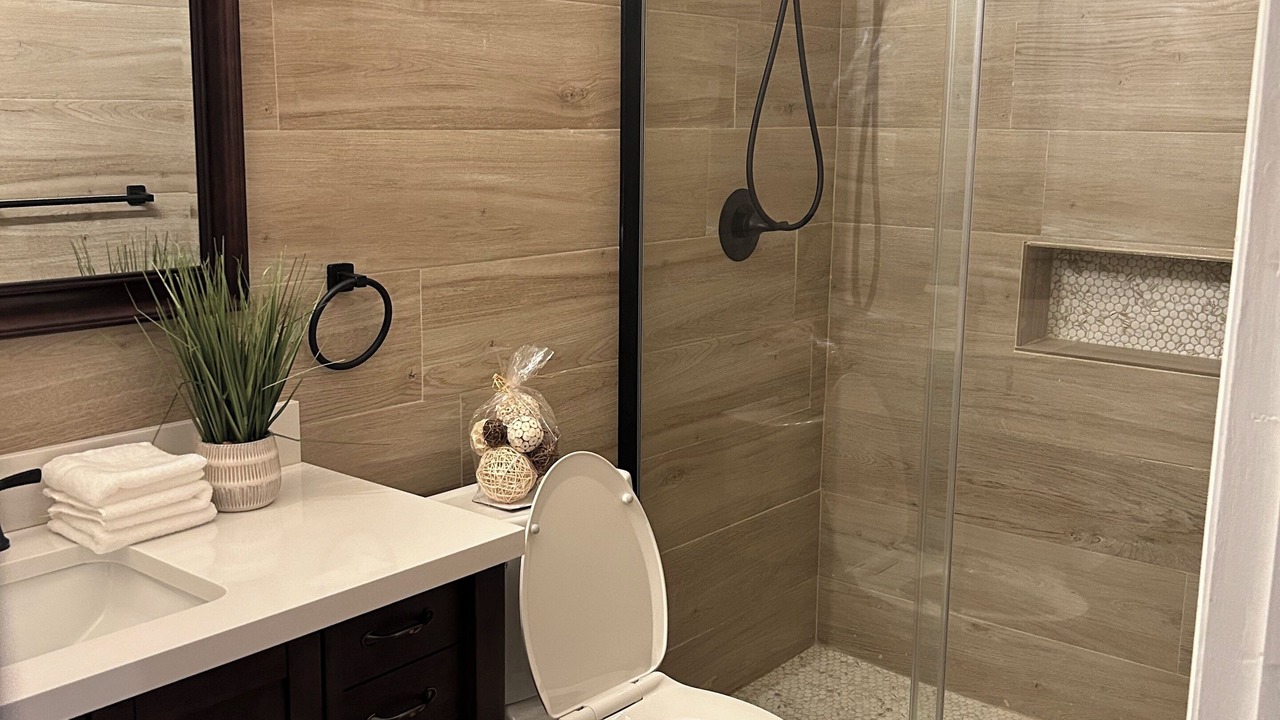 Photo of Bathroom in Farmer's Hill