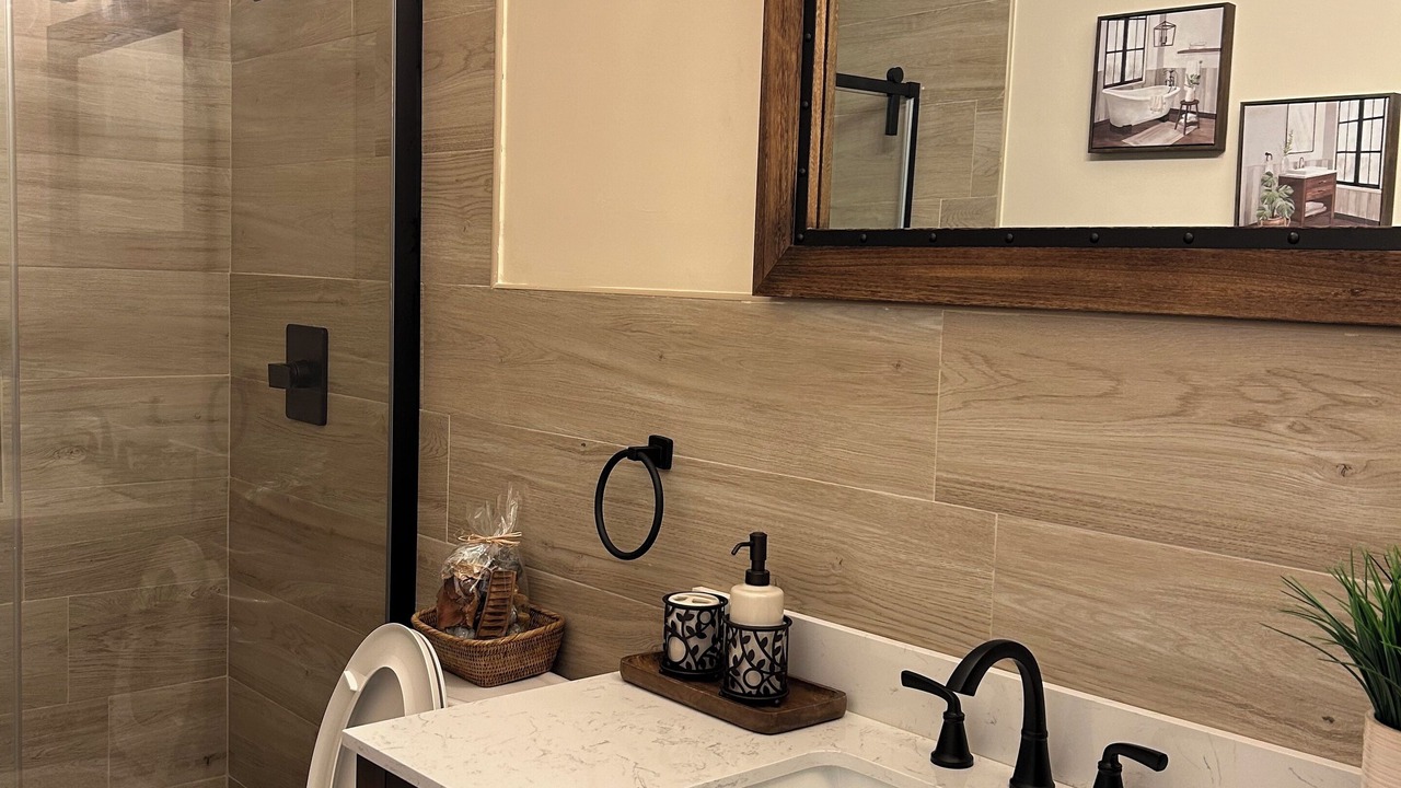 Photo of Bathroom in Farmer's Hill