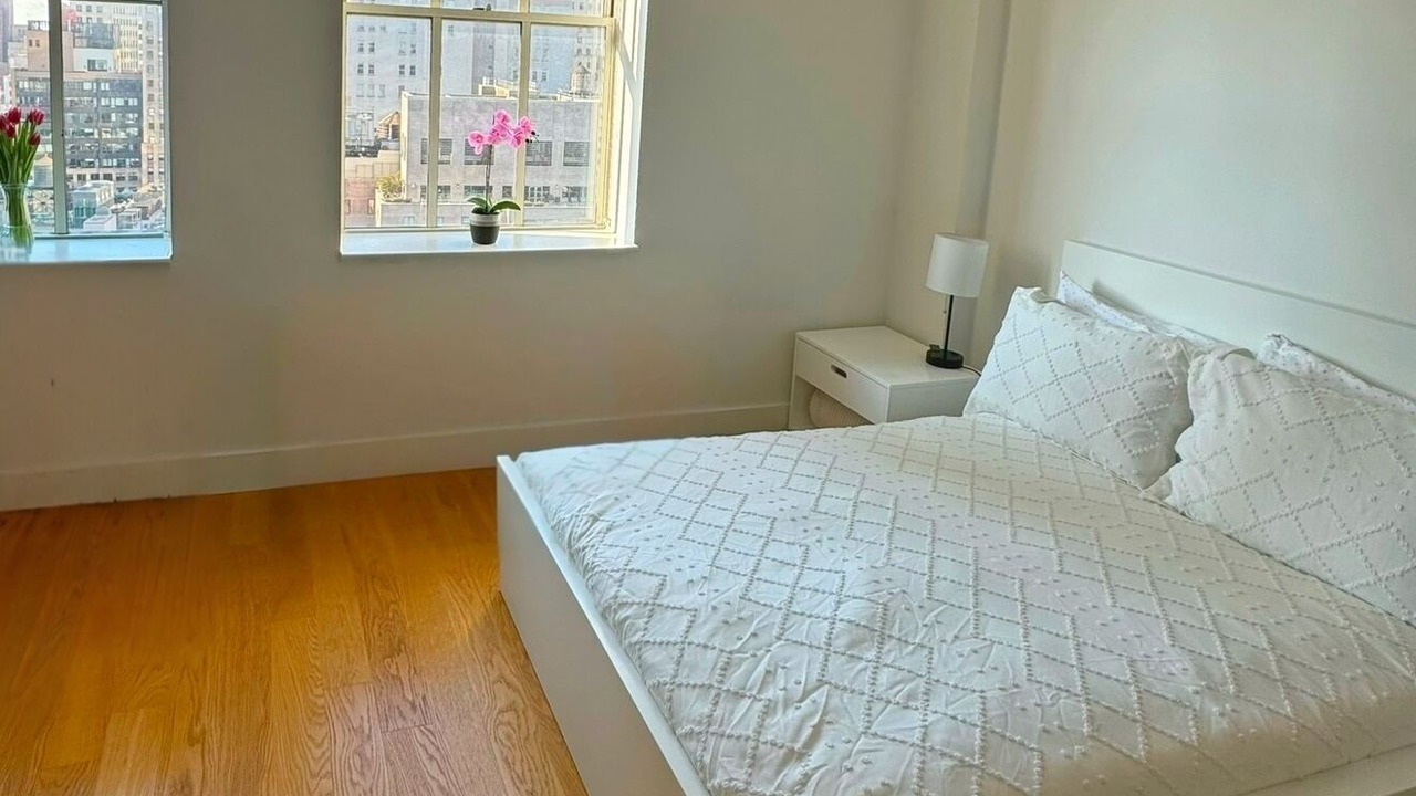 Photo of Bedroom in Financial District