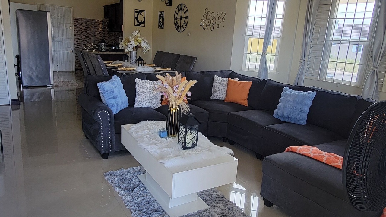 Photo of Livingroom in Spring Village