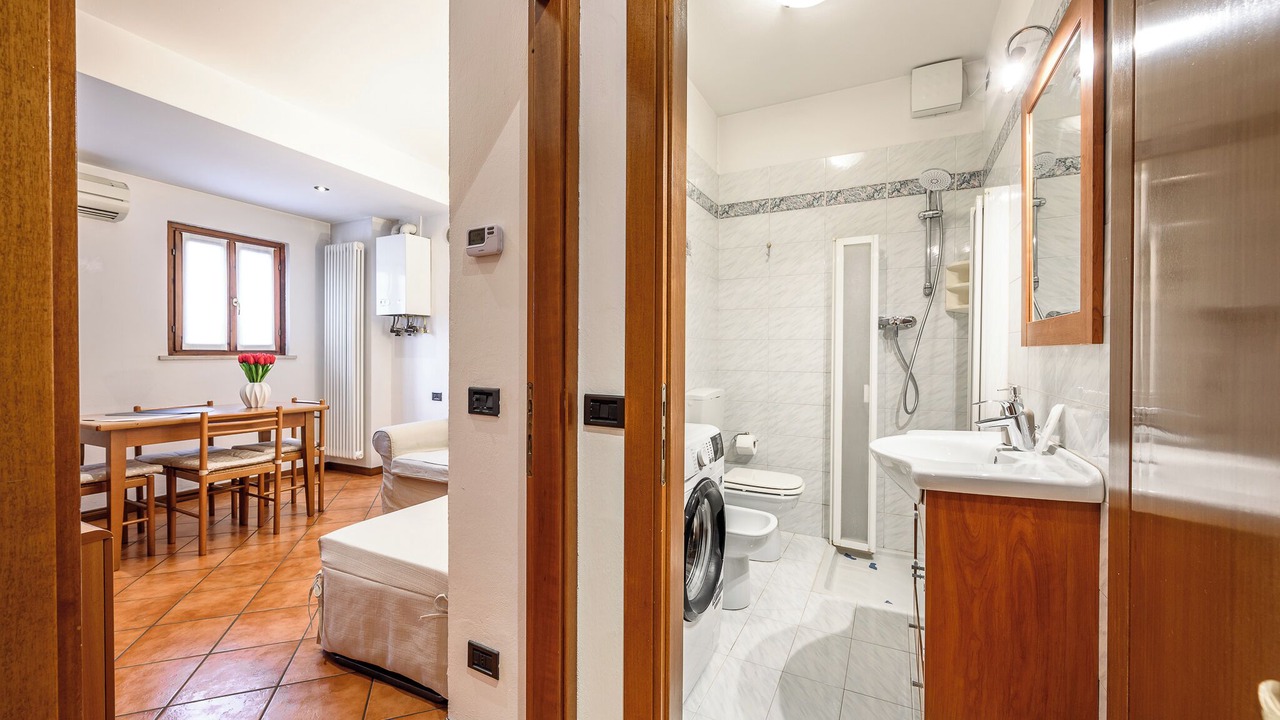 Photo of Bathroom in Verona City Centre