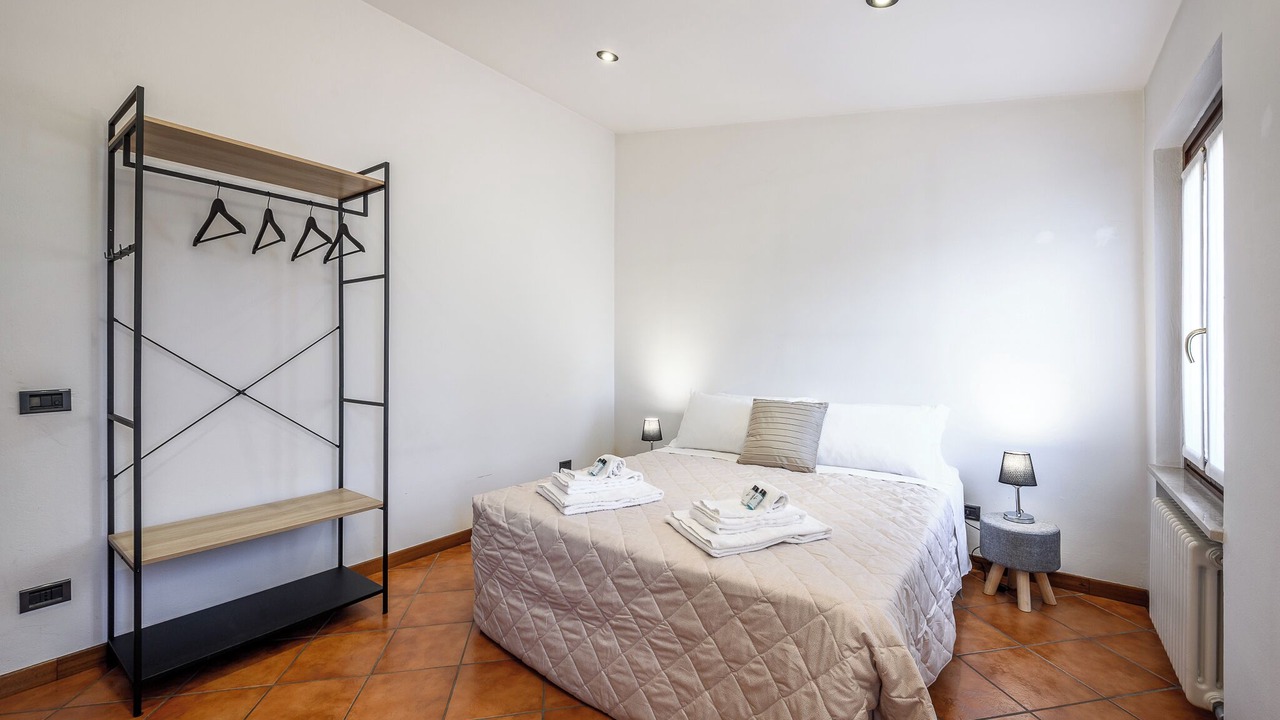 Photo of Bedroom in Verona City Centre