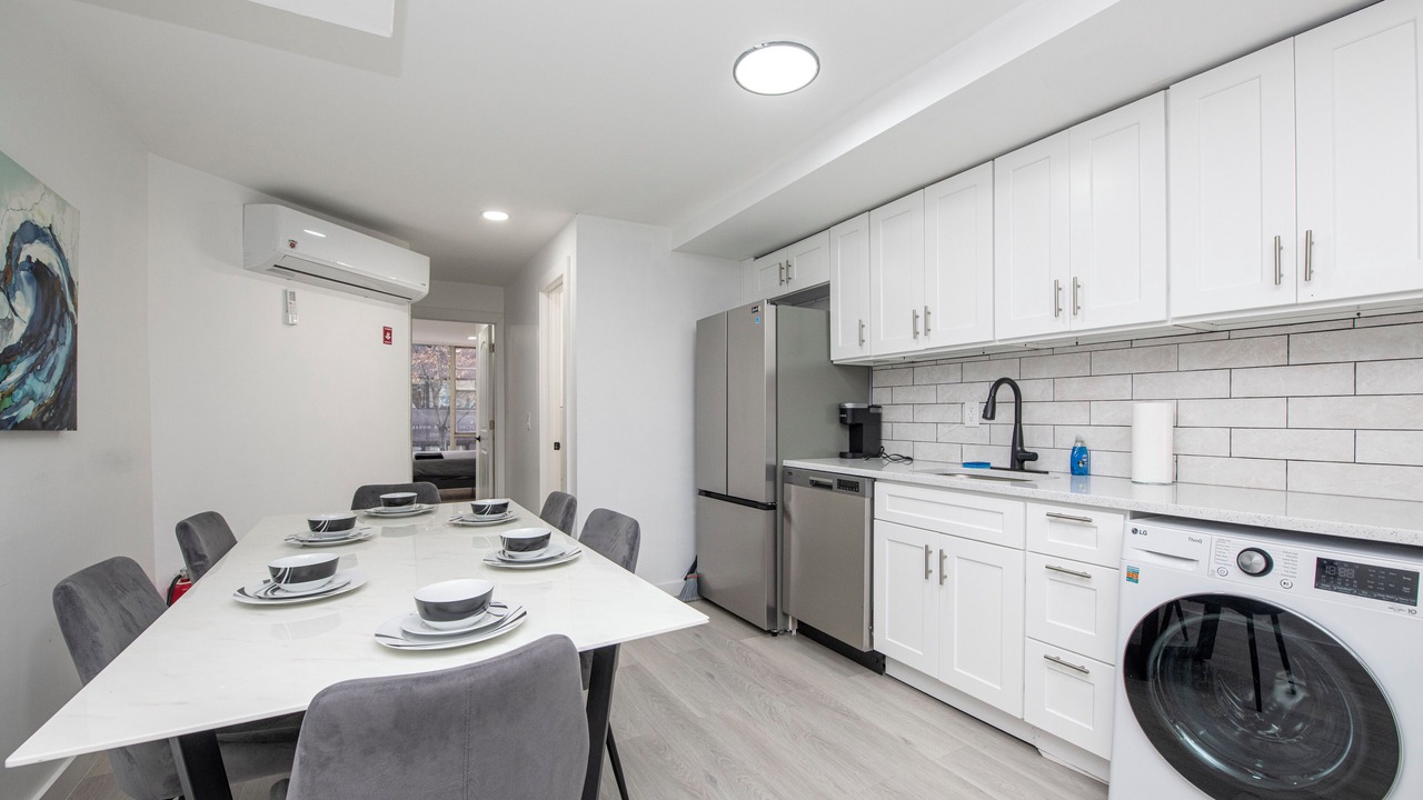 Photo of Kitchen in Sutton Place