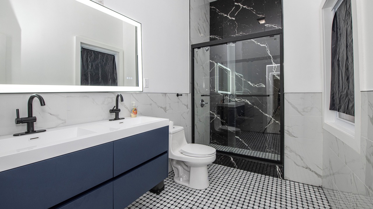 Photo of Bathroom in Sutton Place