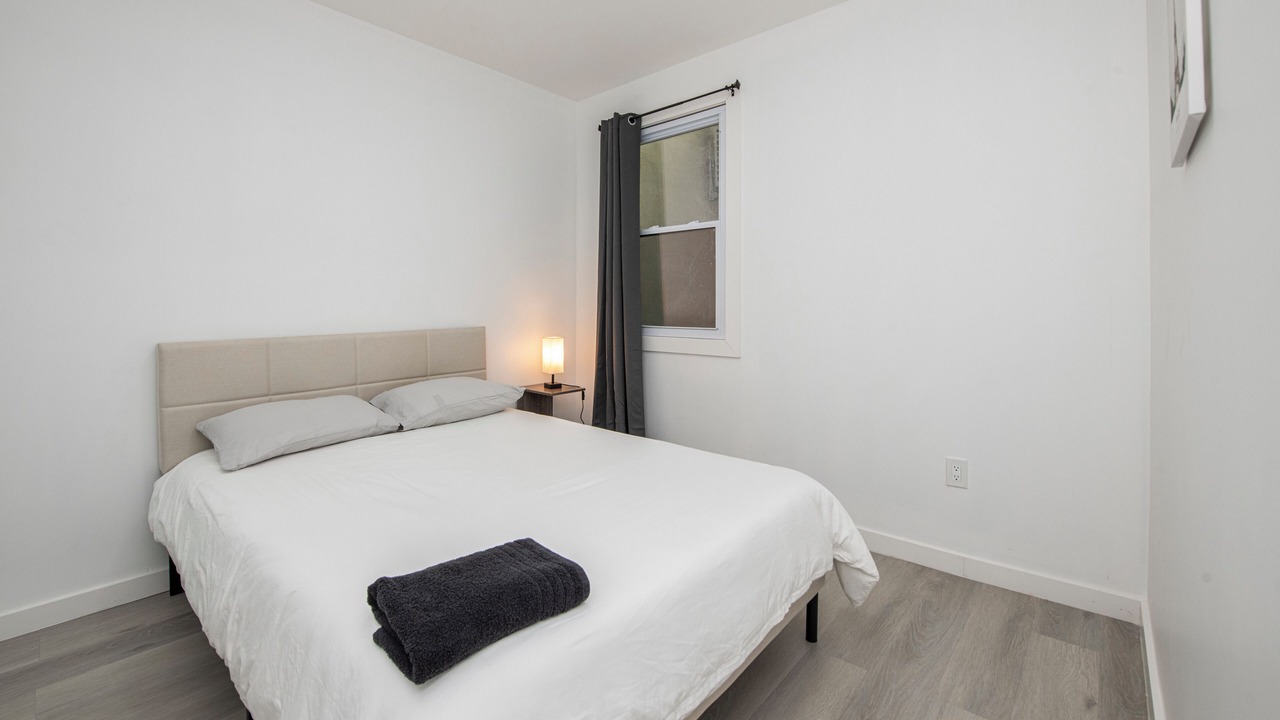 Photo of Bedroom in Sutton Place