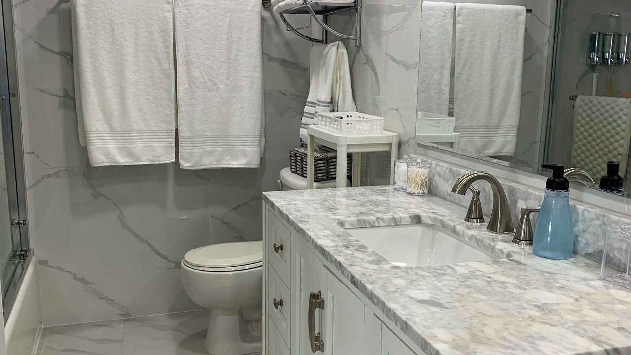 Photo of Bathroom in Discovery Bay