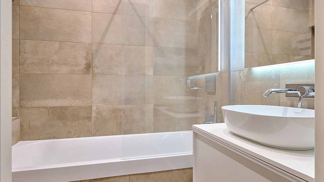 Photo of Bathroom in Odeon