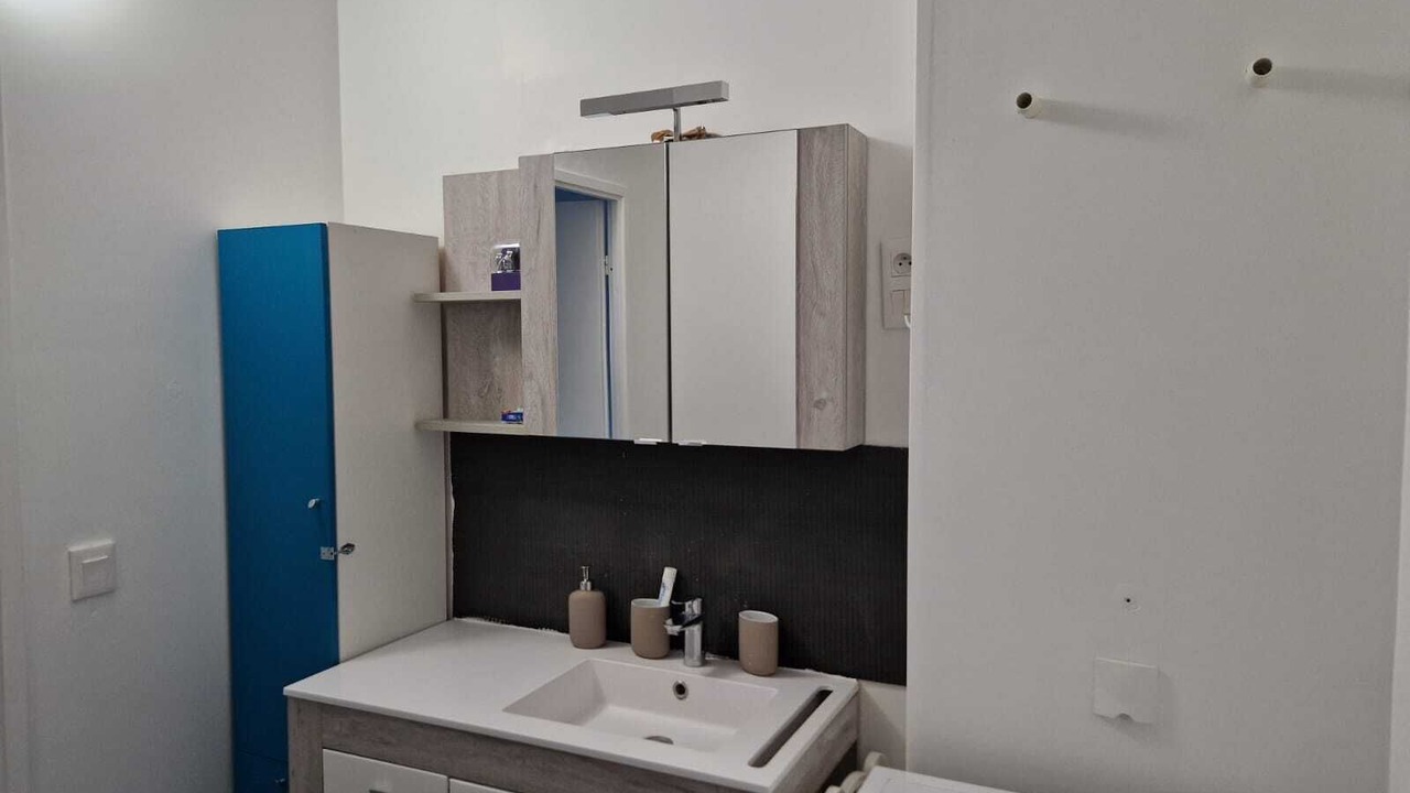 Photo of Bathroom in Le Bourget