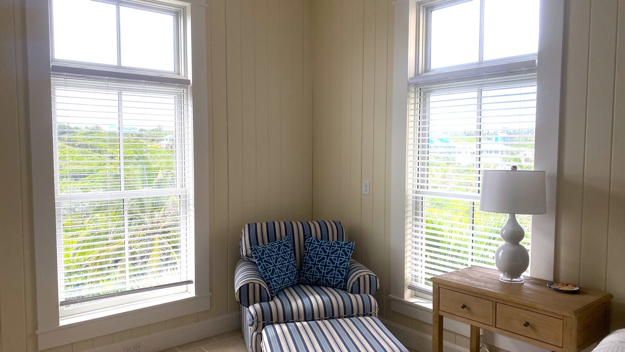 Photo of Livingroom in Hope Town