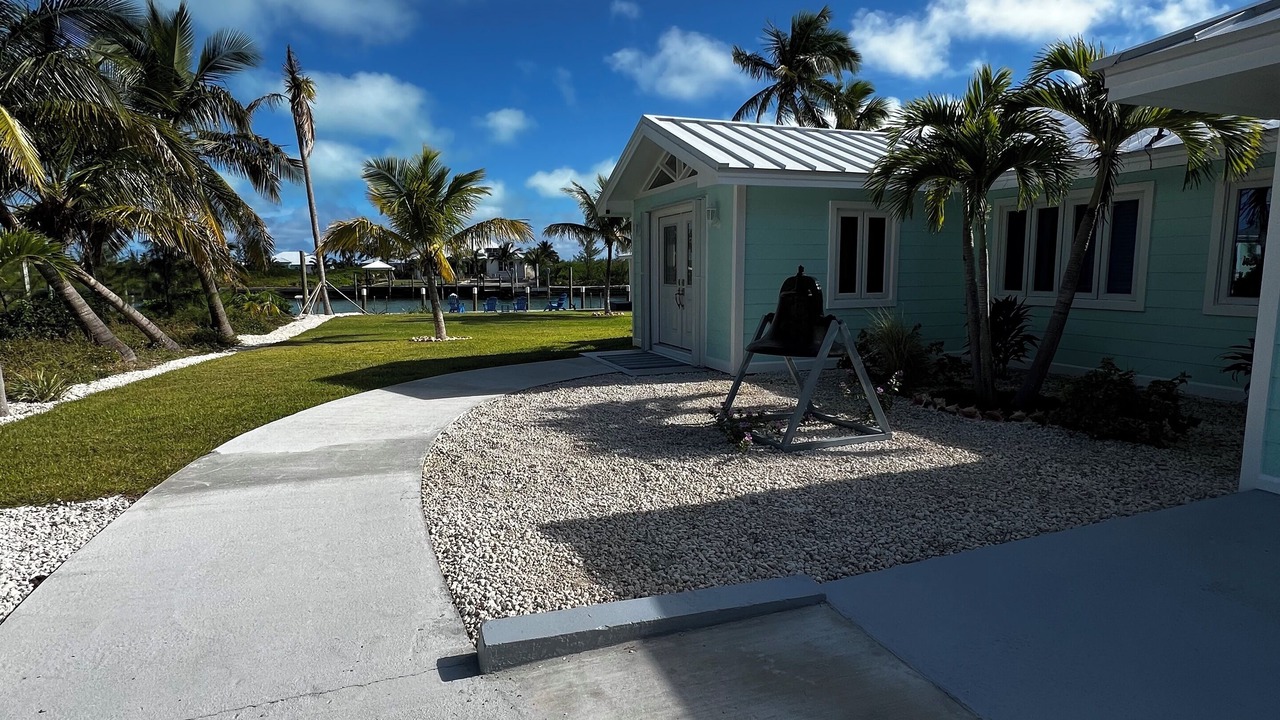 Photo of Patio Balcony in Treasure Cay