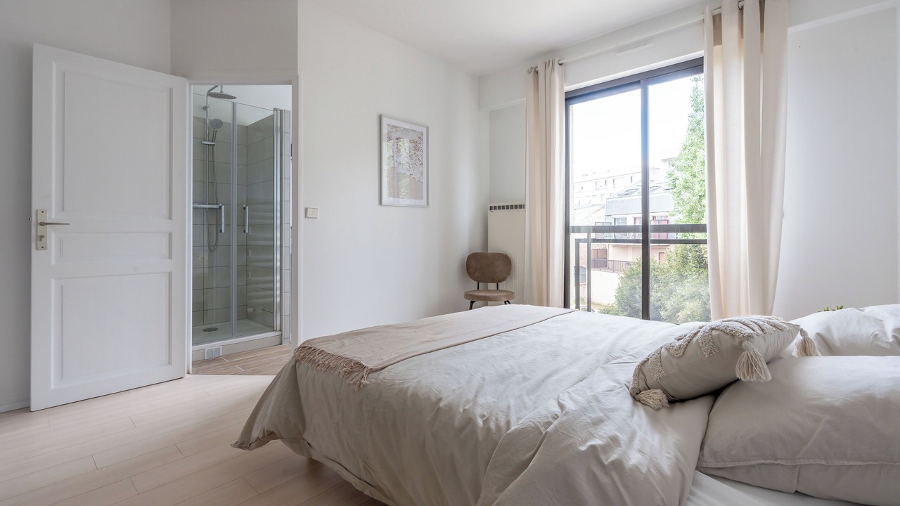 Photo of Bedroom in Le Parc Saint-Maur