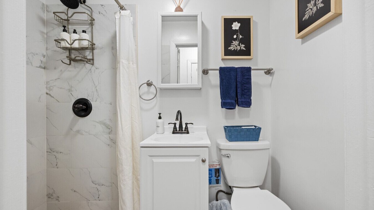 Photo of Bathroom in Midtown West