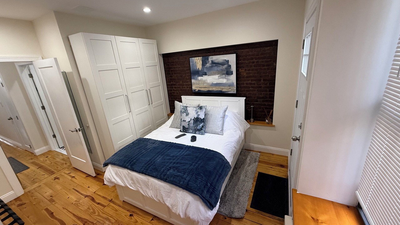 Photo of Bedroom in Upper Manhattan