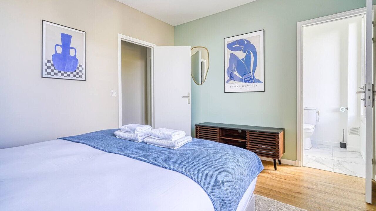 Photo of Bedroom in Petit-Ivry