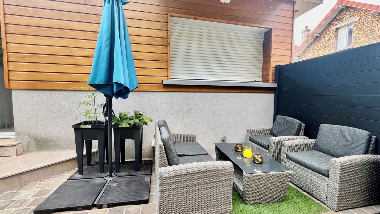 Photo of Patio Balcony in Les Muriers