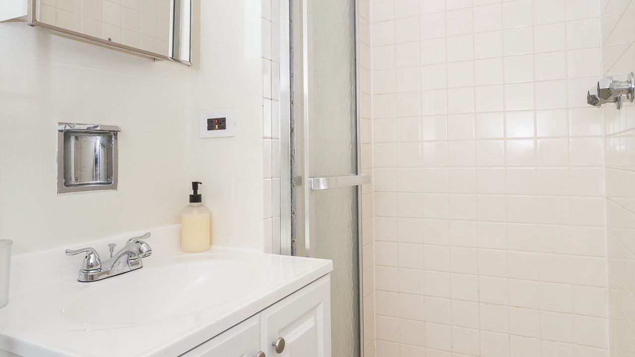 Photo of Bathroom in Turtle Bay