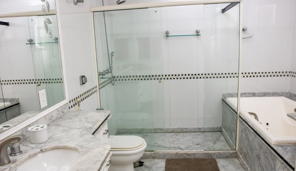 Photo of Bathroom in Ipanema