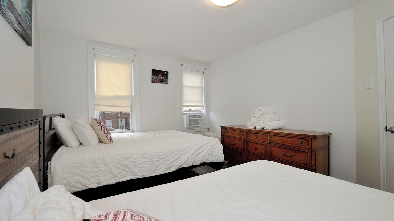 Photo of Bedroom in Ocean Hill