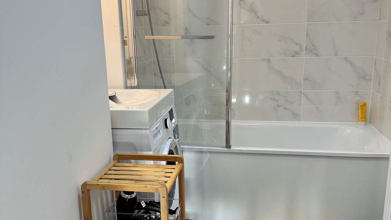 Photo of Bathroom in Le Bourget