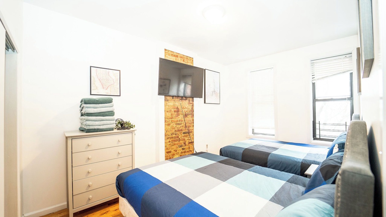 Photo of Bedroom in Brownsville